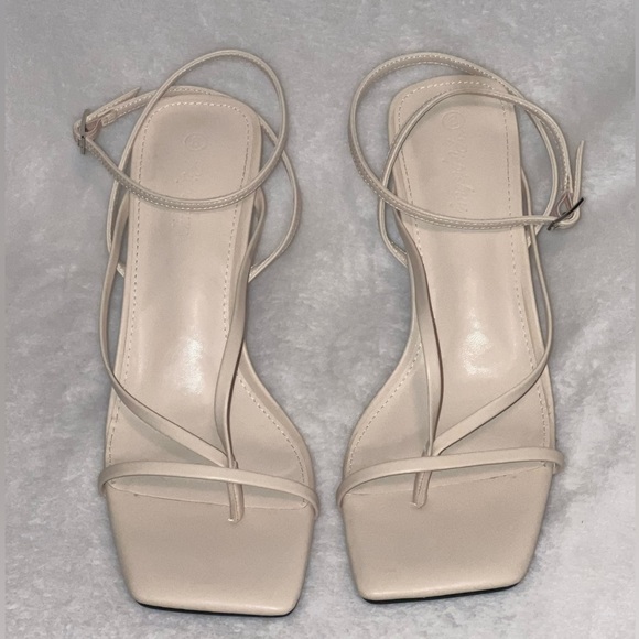FINAL MARKDOWN PiePieBuy Women's Strappy Sandals W Square Toe Beige NWT Size 8 - Picture 10 of 12